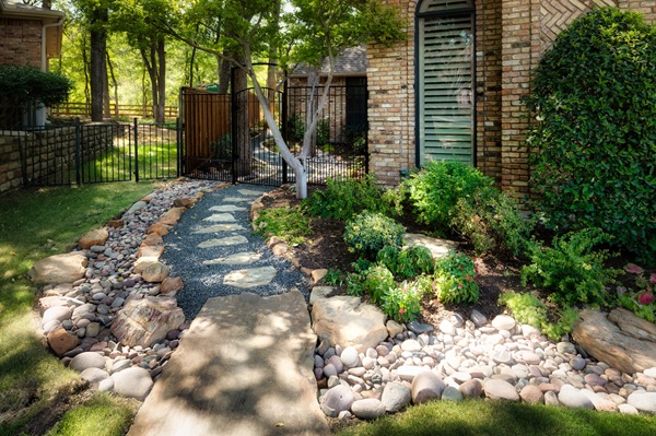 landscape-install-services-dallas-tx-outdoor-yard-design
